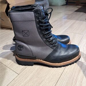 Timberland Men's Black and Gray Lace-Up Boots